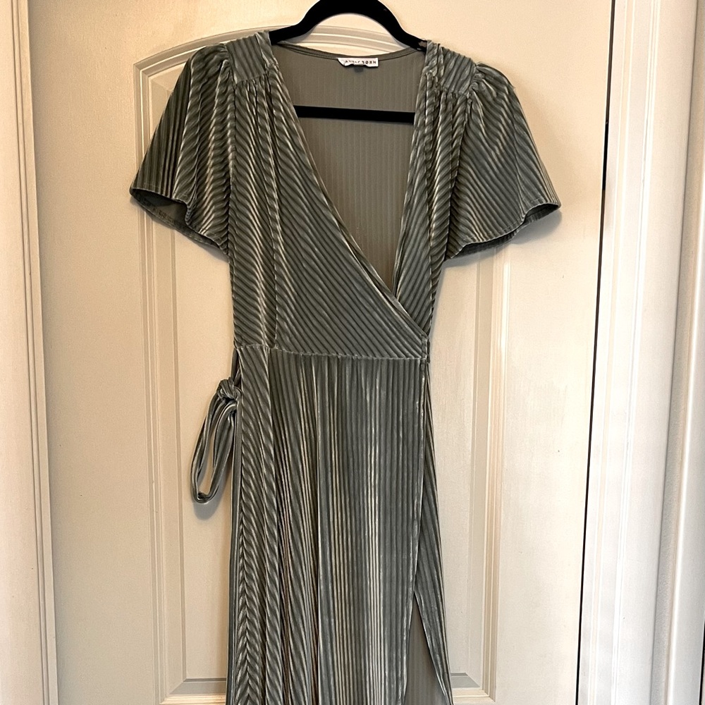 Semi-formal dress.